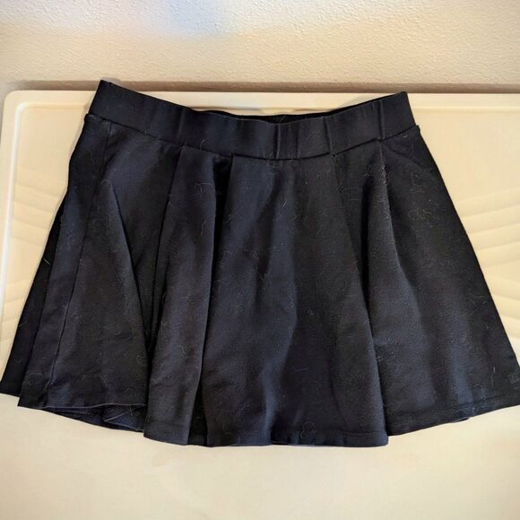Forever 21 Black Cotton Mini Skirt - Picture 2 of 3